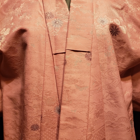 Vintage Japanese Pink Kimono - Picture 4 of 4